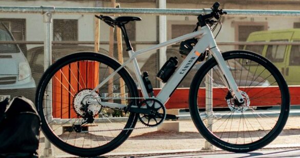 Canyon velo electrique avec motor electrique leger et integre