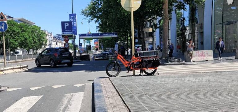 vélo cargo à longue queue Tern Oranje